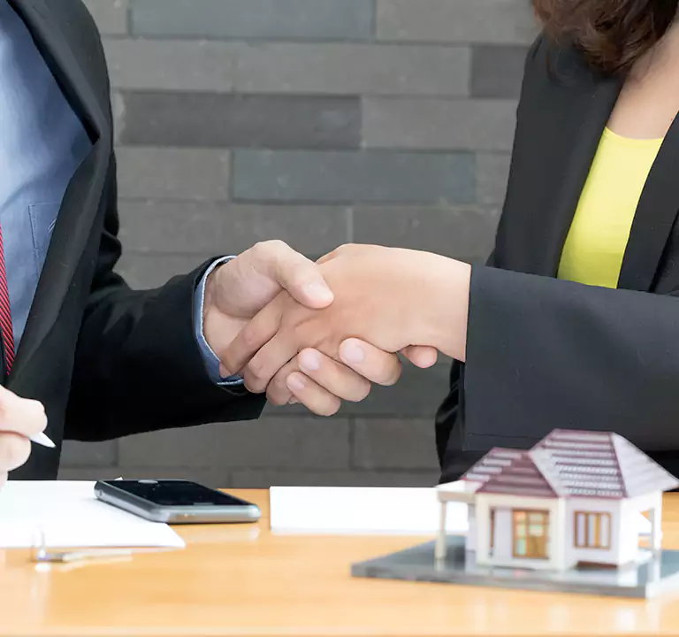 Why Sell to Us Instead of Letting the Home Go to Auction in Southampton, NY?